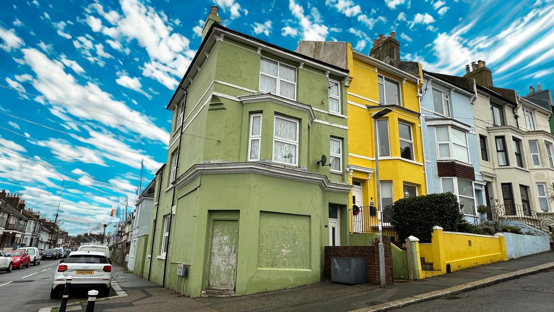 3 bed property in Whitefriars Road, Hastings
